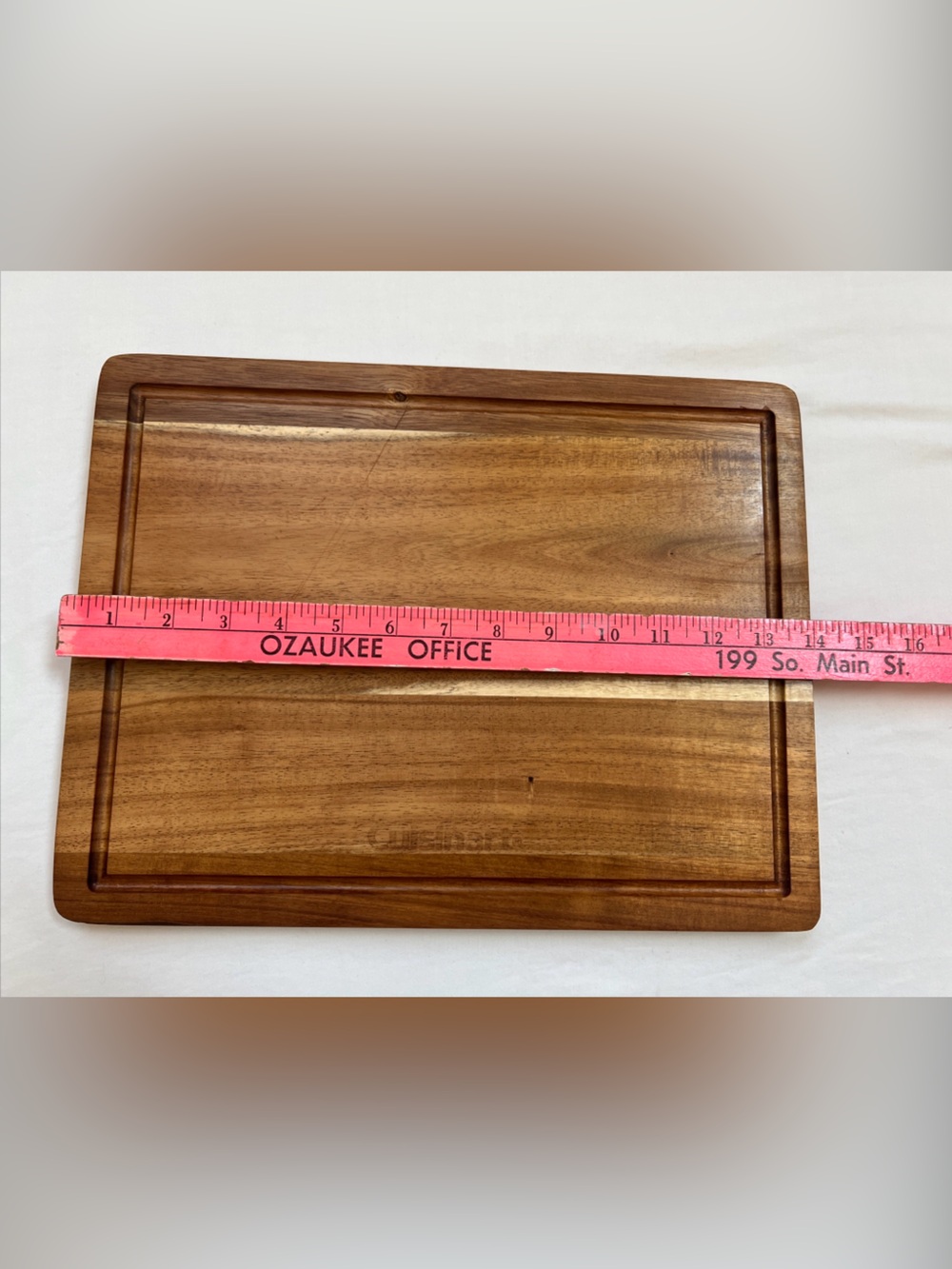 Cuisinart Wood Cutting Board With Grooved Well 14” X 11" Reversible 0617/17550 - Picture 5 of 7